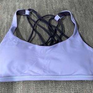 Lululemon sports bra